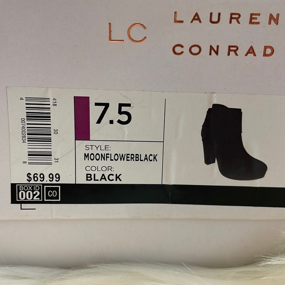LC heeled black booties 7.5